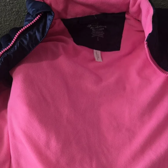 Vest - Picture 3 of 4